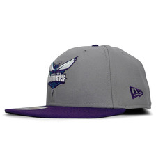 NEW ERA CHARLOTTE HORNETS SNAPBACK GREYxPURPLE FFNECRH002画像