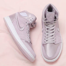 NIKE WMNS AIR JORDAN 1 RET HIGH SOH BARELY GRAPE/WHITE-METALLIC GOLD AO1847-545画像