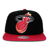 Mitchell & Ness MIAMI HEAT 2T XL LOGO SNAPBACK BLACKxRED CNFMNMMH054画像