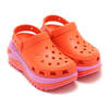 crocs Mega Crush Clog Lava 207988-84J画像